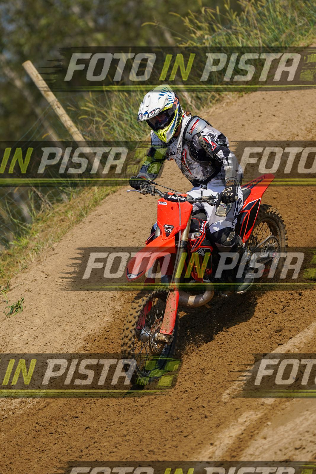 EICMA 20-09 11:00-12:00 · DOS02438