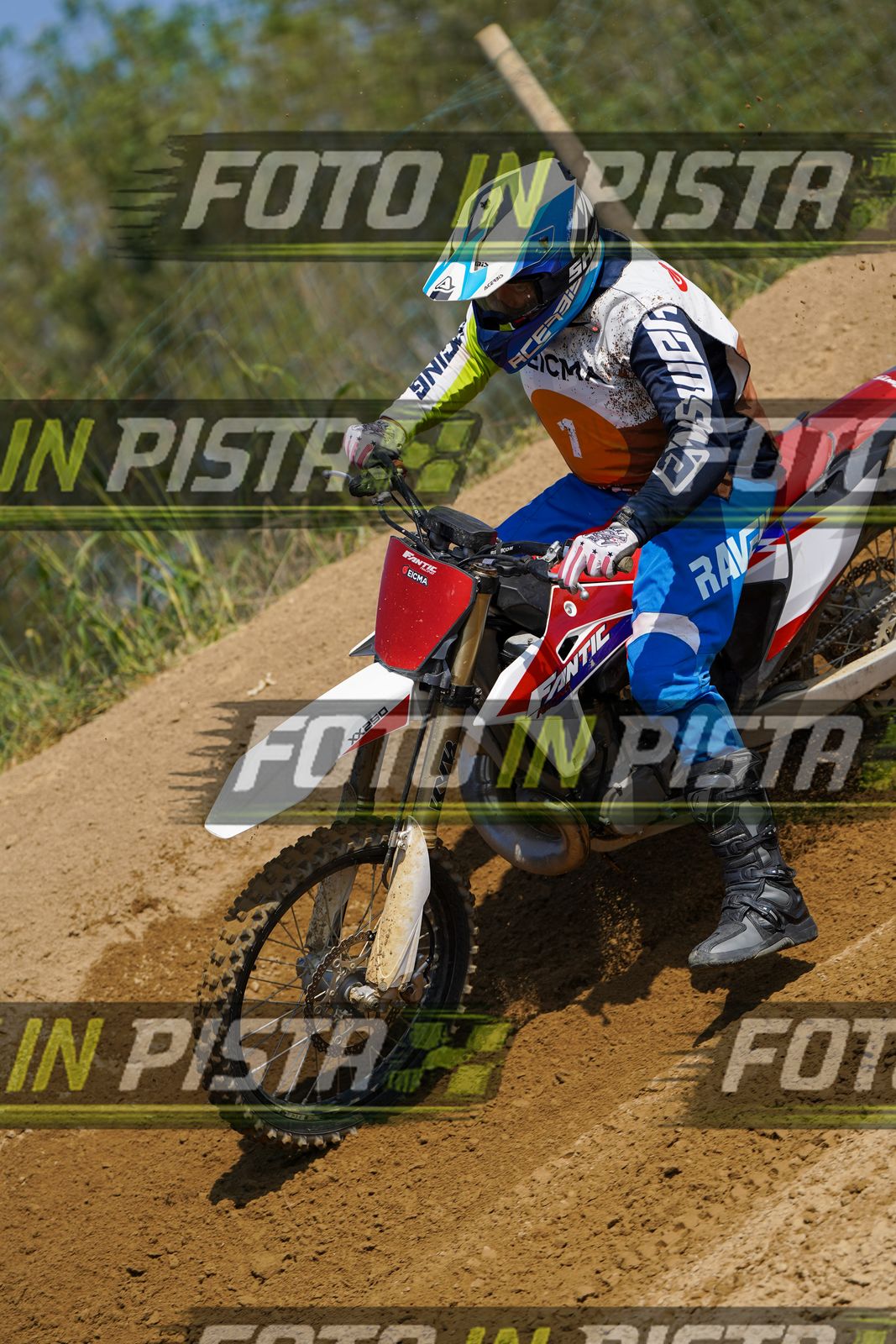 EICMA 20-09 11:00-12:00 · DOS02447