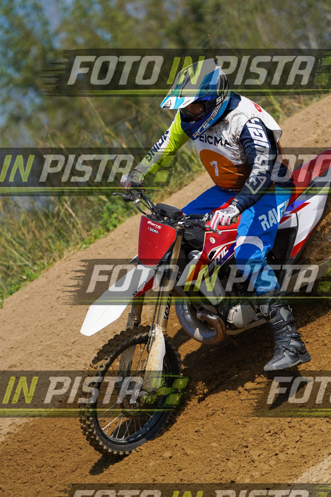 EICMA 20-09 11:00-12:00 · DOS02448