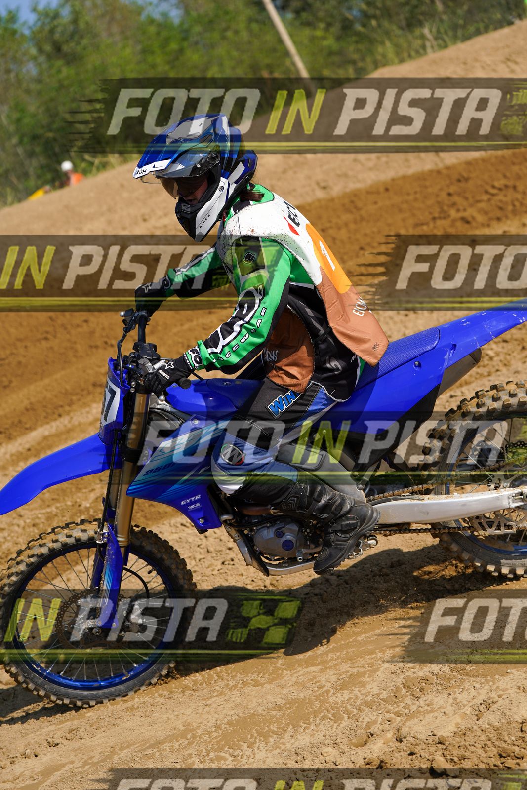 EICMA 20-09 11:00-12:00 · DOS02450