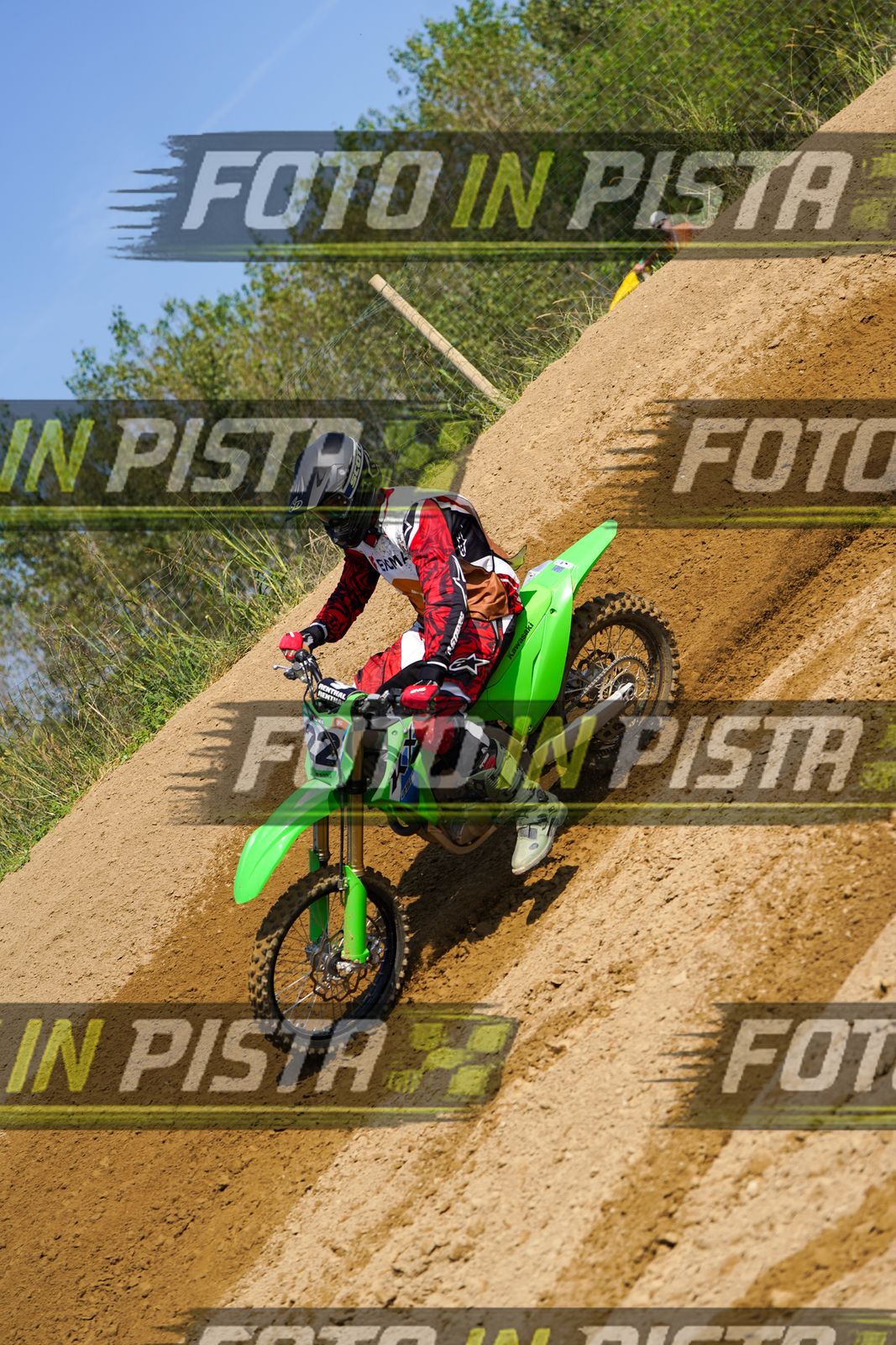 EICMA 20-09 11:00-12:00 · DOS02456