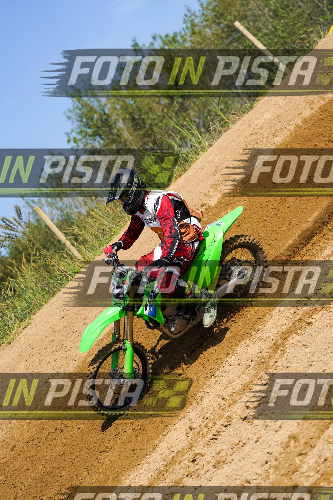 EICMA 20-09 11:00-12:00 · DOS02457