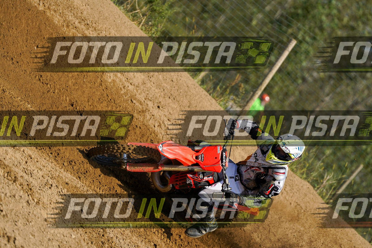 EICMA 20-09 11:00-12:00 · DOS02465