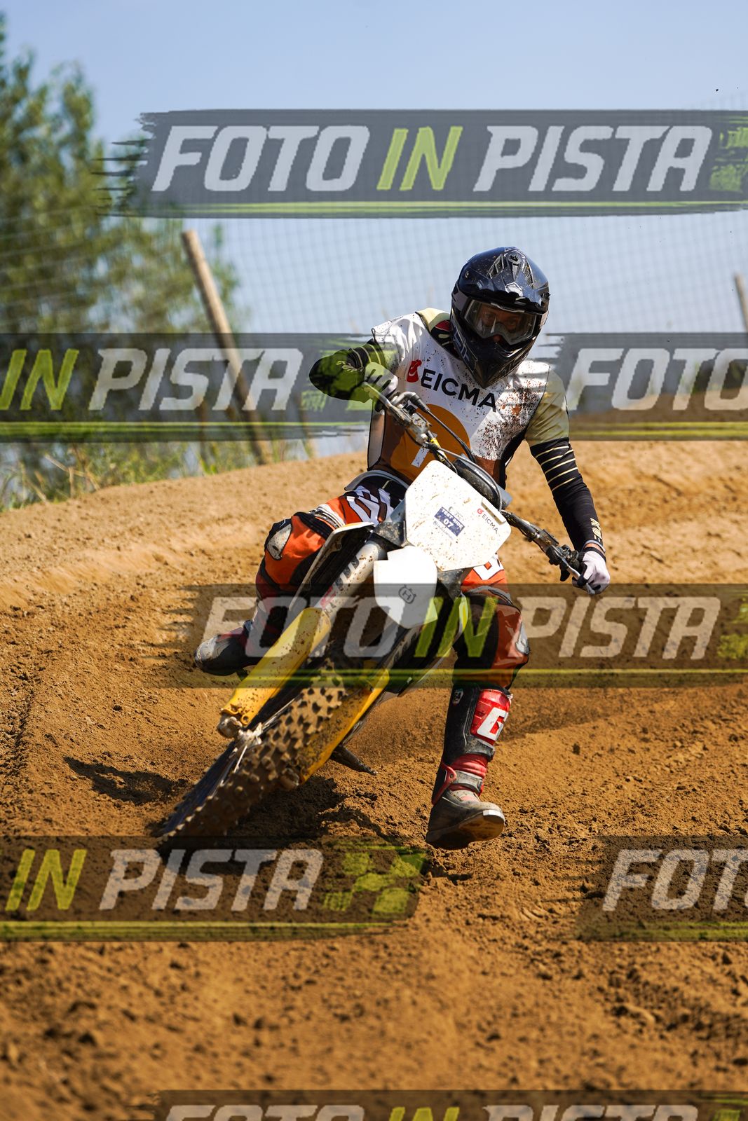 EICMA 20-09 11:00-12:00 · DOS02480