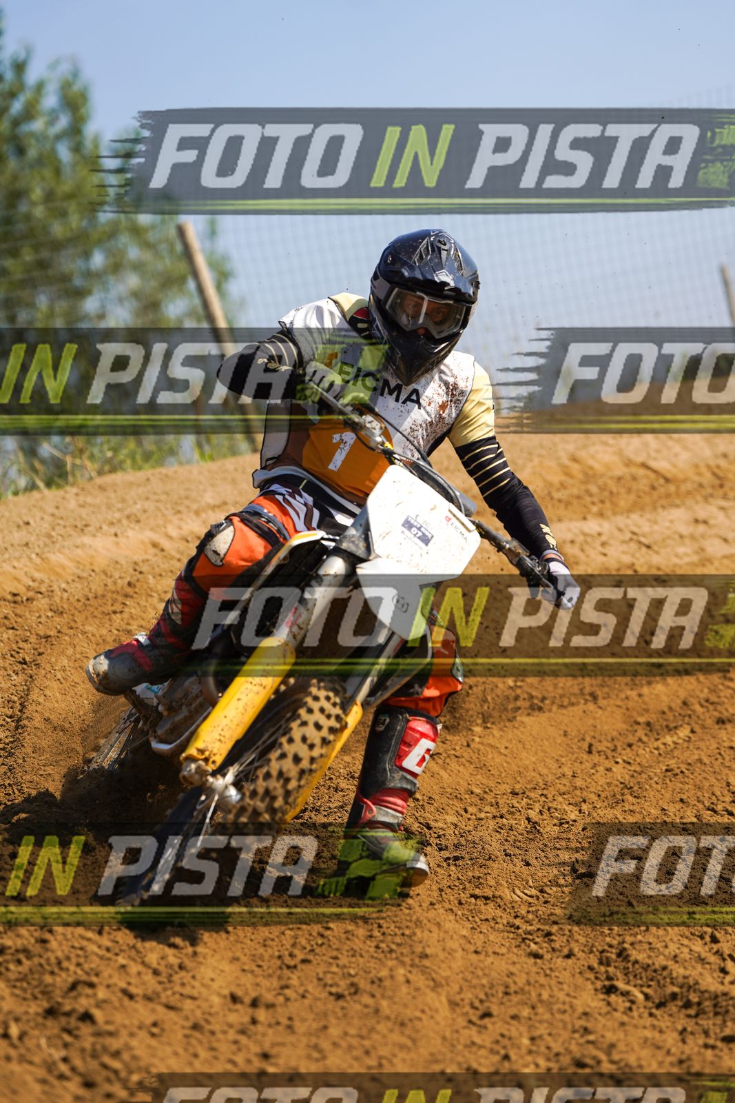 EICMA 20-09 11:00-12:00 · DOS02481