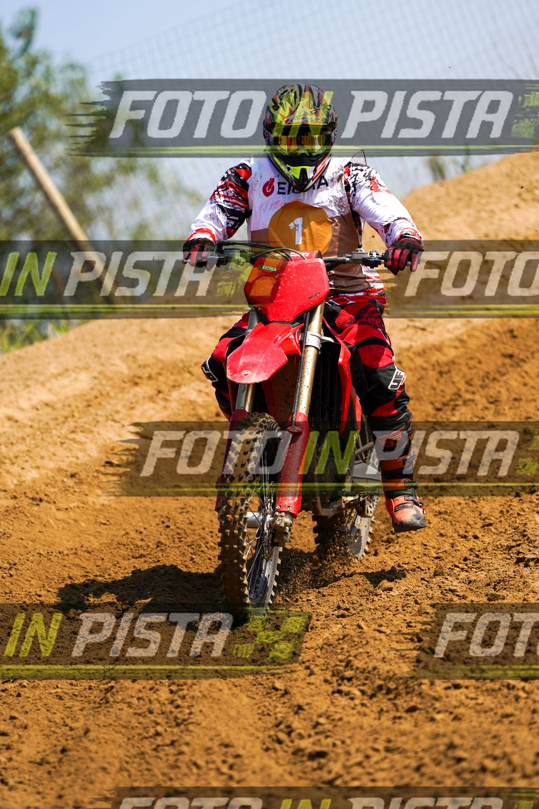 EICMA 20-09 11:00-12:00 · DOS02490