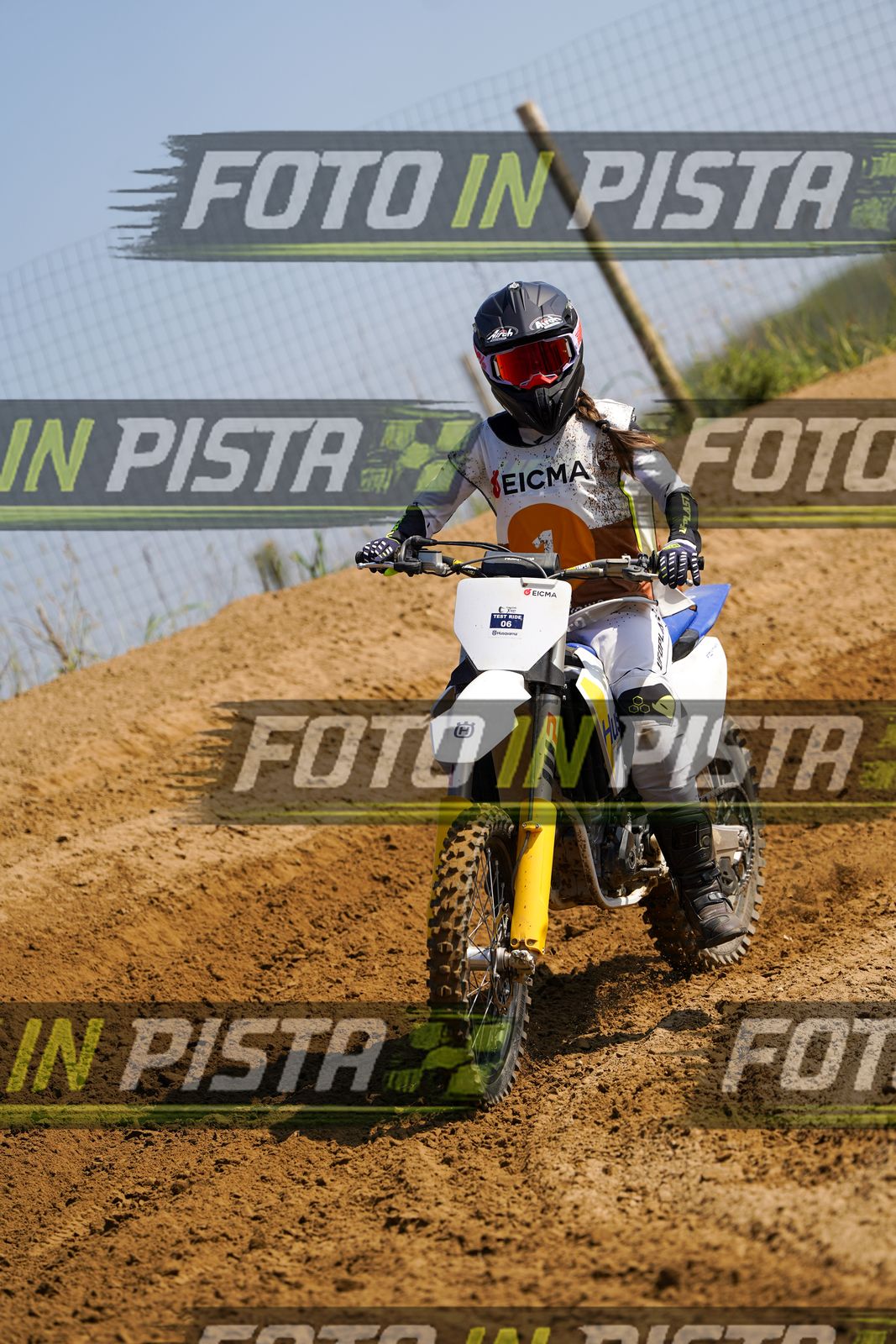 EICMA 20-09 11:00-12:00 · DOS02492