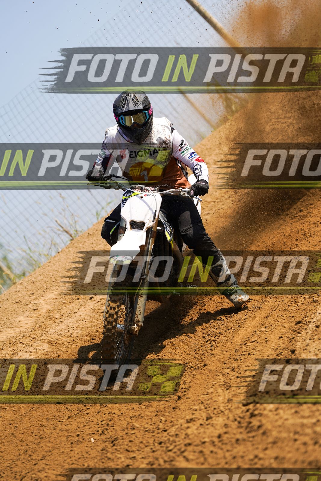 EICMA 20-09 11:00-12:00 · DOS02525