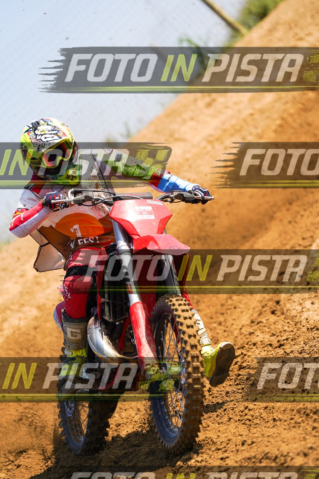EICMA 20-09 11:00-12:00 · DOS02528