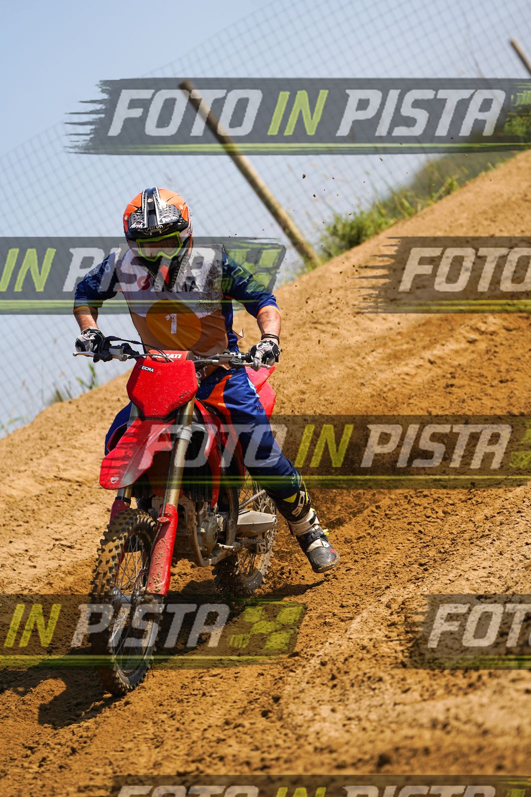 EICMA 20-09 11:00-12:00 · DOS02536