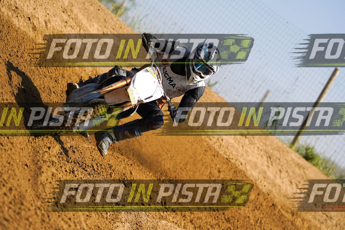 EICMA 20-09 11:00-12:00 · DOS02609