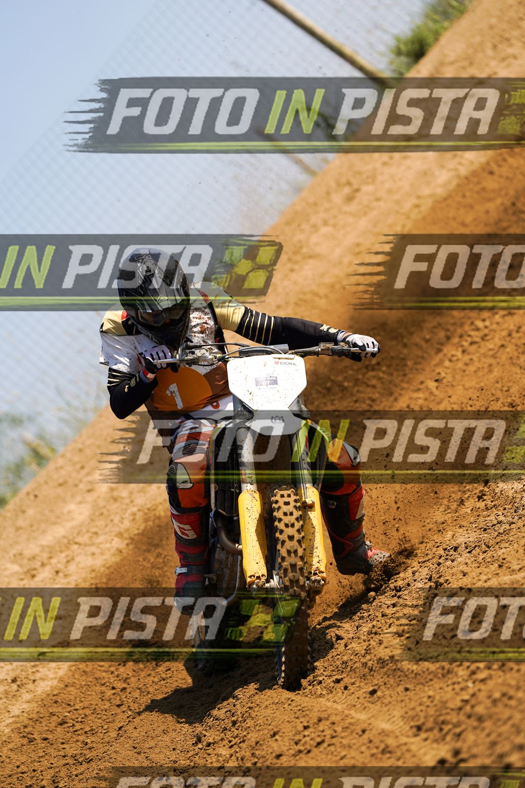 EICMA 20-09 11:00-12:00 · DOS02615