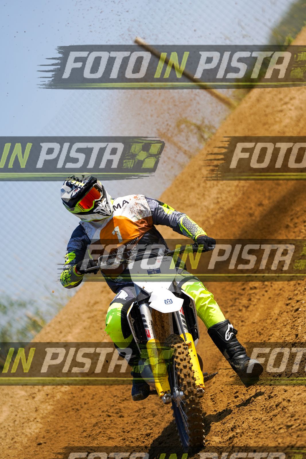 EICMA 20-09 11:00-12:00 · DOS02625