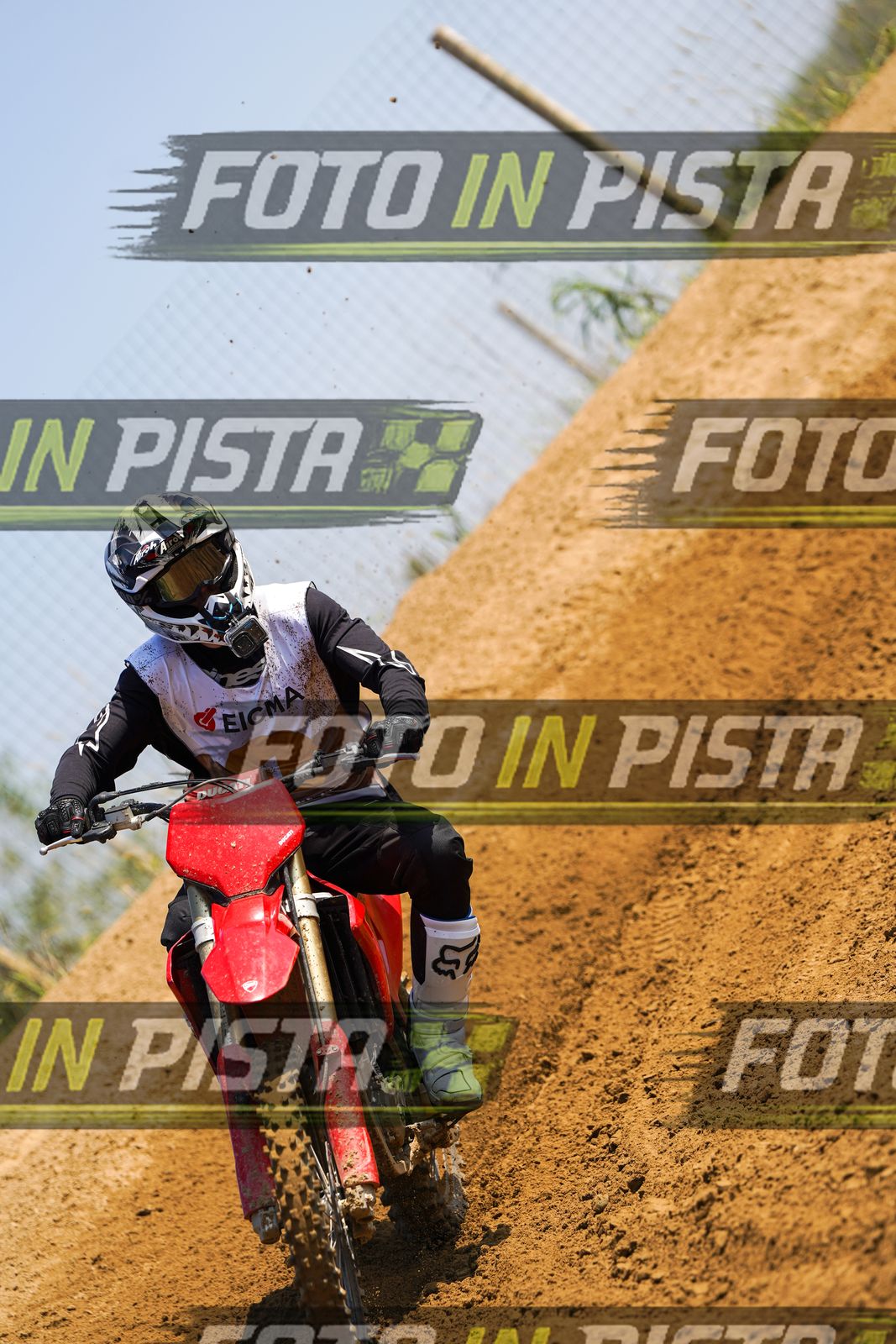 EICMA 20-09 11:00-12:00 · DOS02629