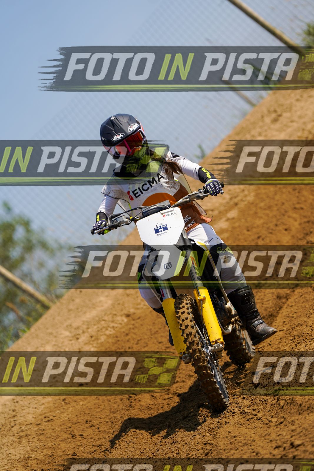 EICMA 20-09 11:00-12:00 · DOS02643