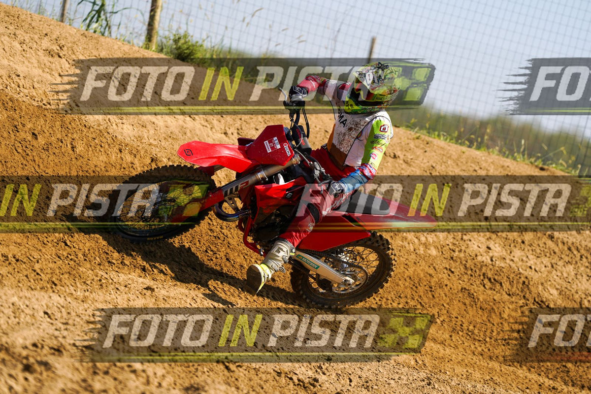 EICMA 20-09 11:00-12:00 · DOS02648