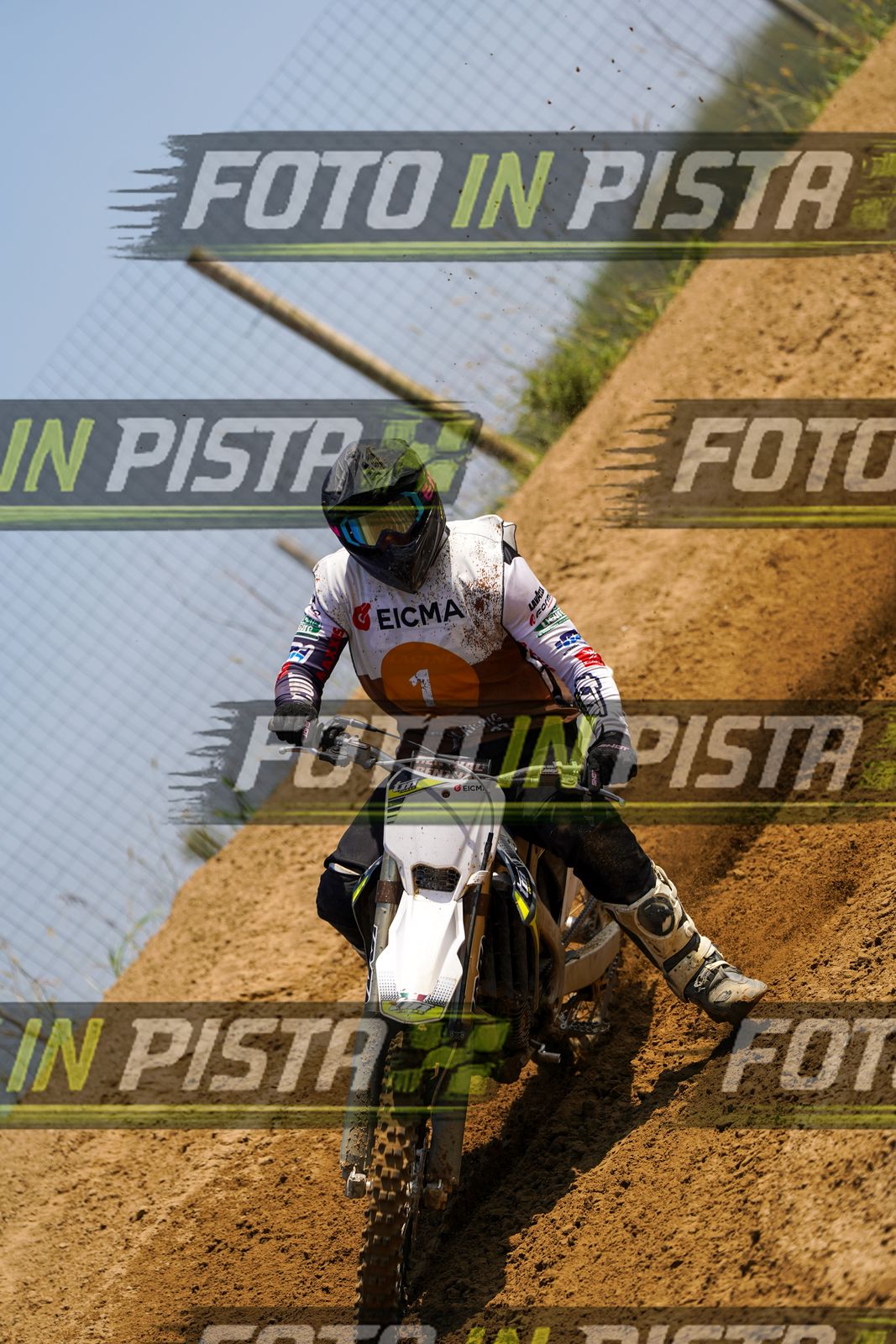 EICMA 20-09 11:00-12:00 · DOS02660