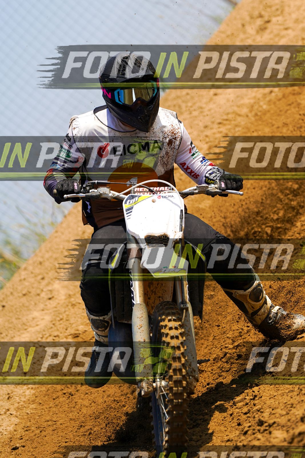 EICMA 20-09 11:00-12:00 · DOS02662
