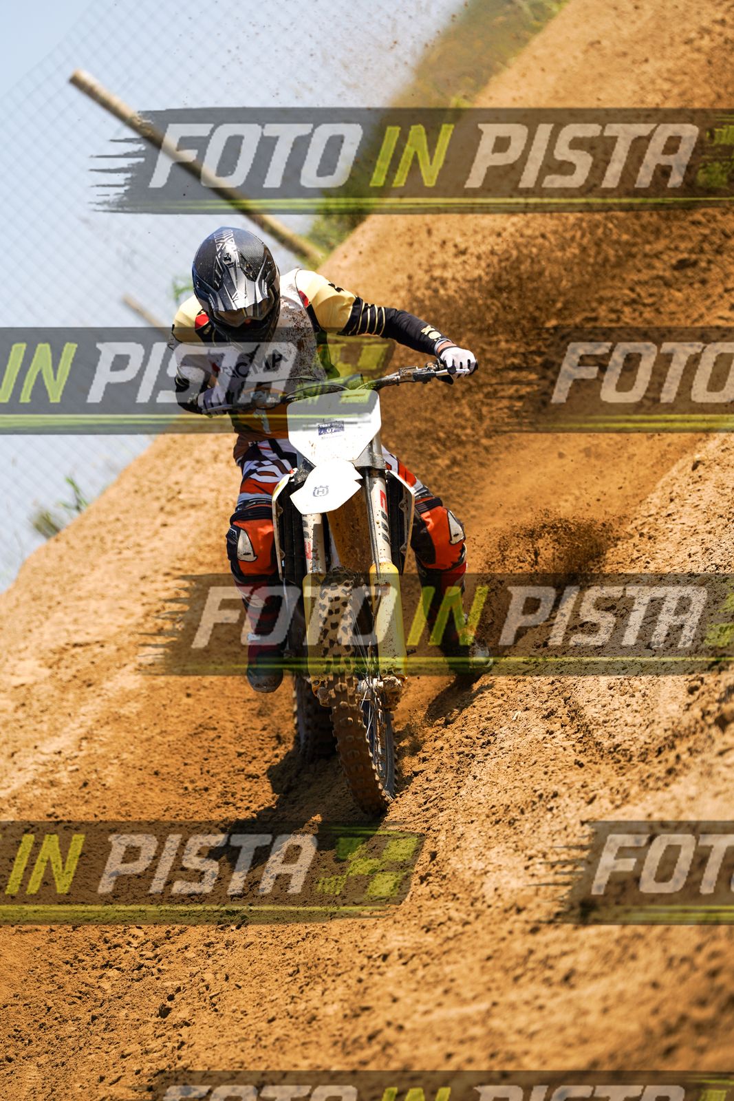 EICMA 20-09 11:00-12:00 · DOS02669
