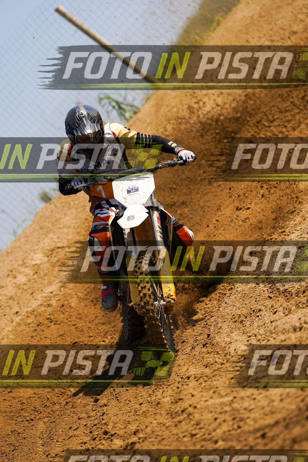 EICMA 20-09 11:00-12:00 · DOS02670