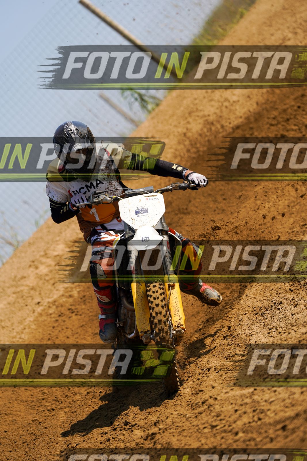 EICMA 20-09 11:00-12:00 · DOS02671