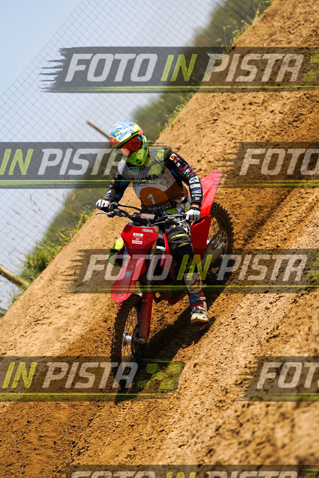 EICMA 20-09 11:00-12:00 · DOS02672