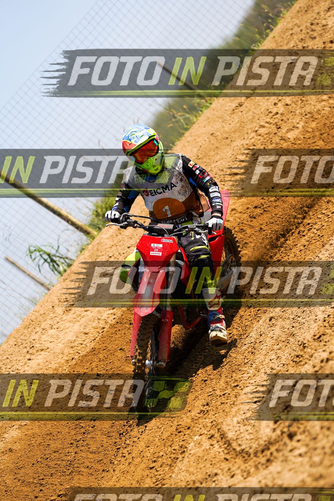 EICMA 20-09 11:00-12:00 · DOS02673