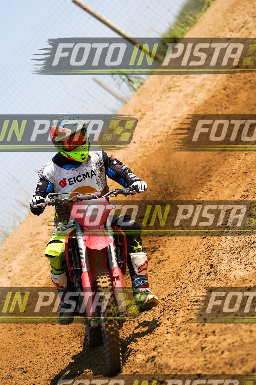 EICMA 20-09 11:00-12:00 · DOS02677