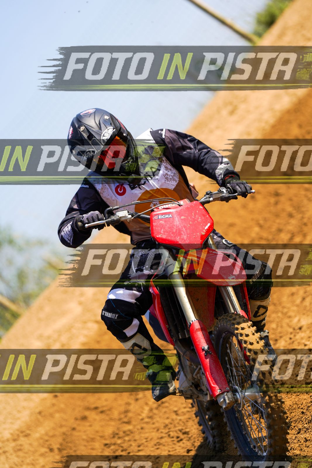 EICMA 20-09 11:00-12:00 · DOS02702