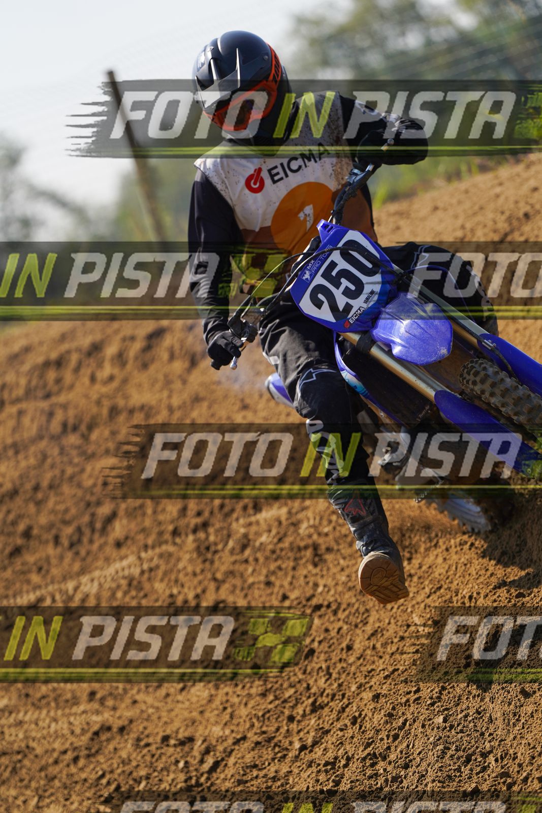EICMA 20-09 12:00-13:00 · DOS02751
