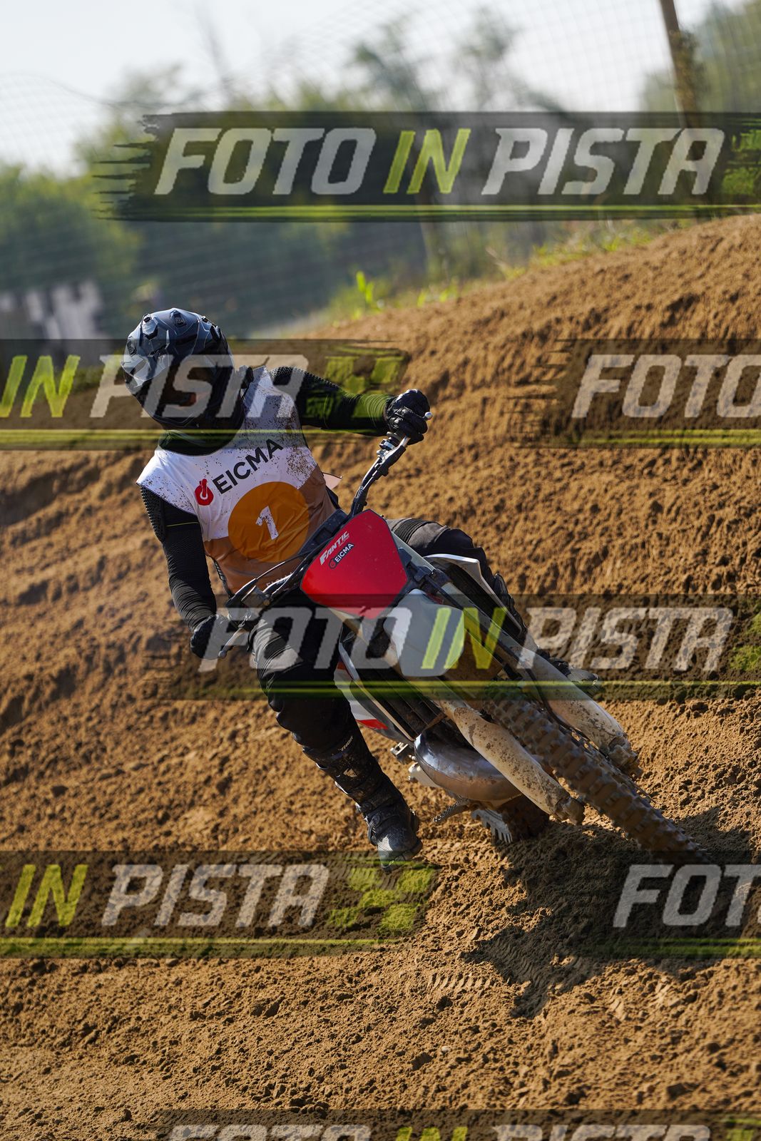 EICMA 20-09 12:00-13:00 · DOS02753