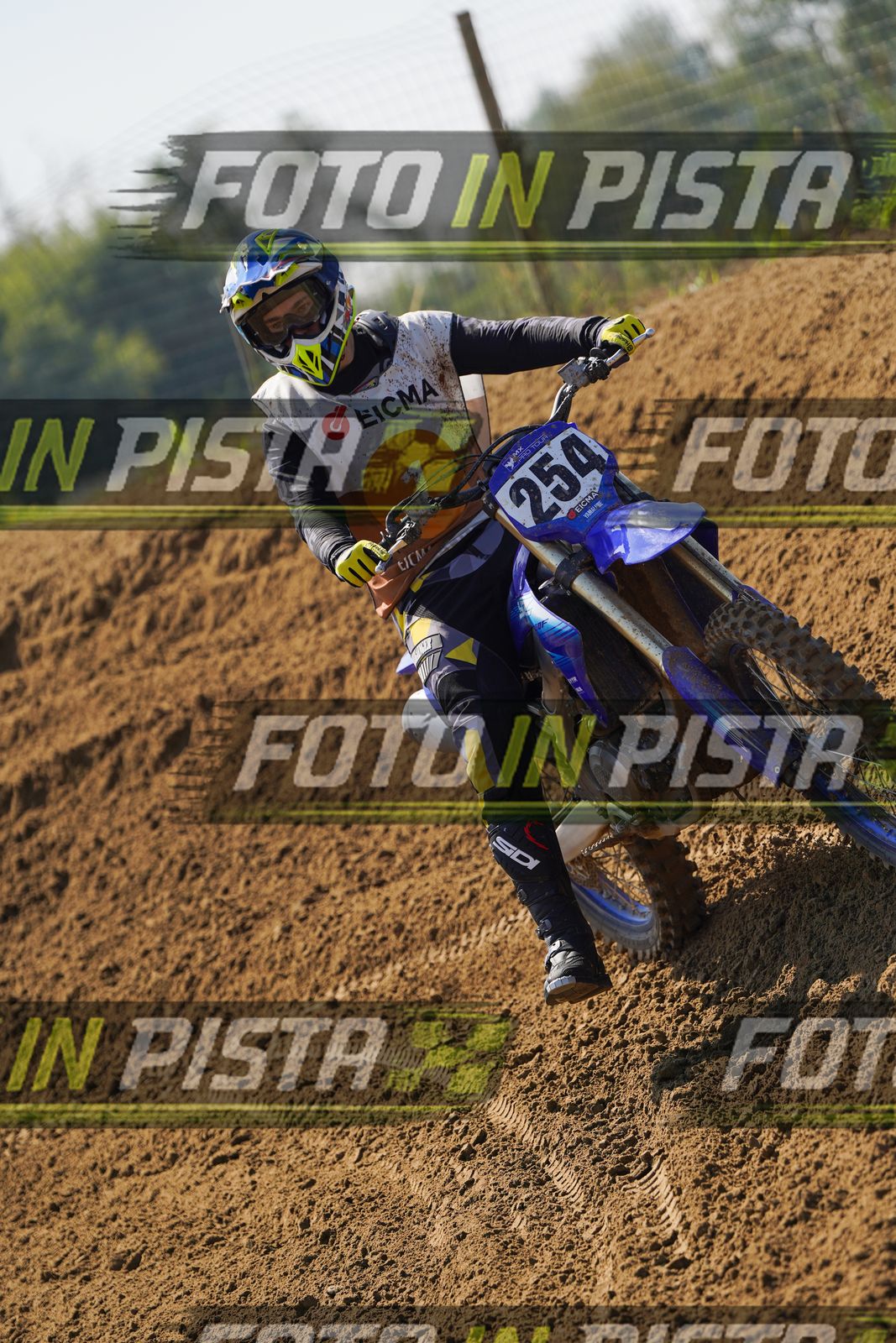 EICMA 20-09 12:00-13:00 · DOS02775