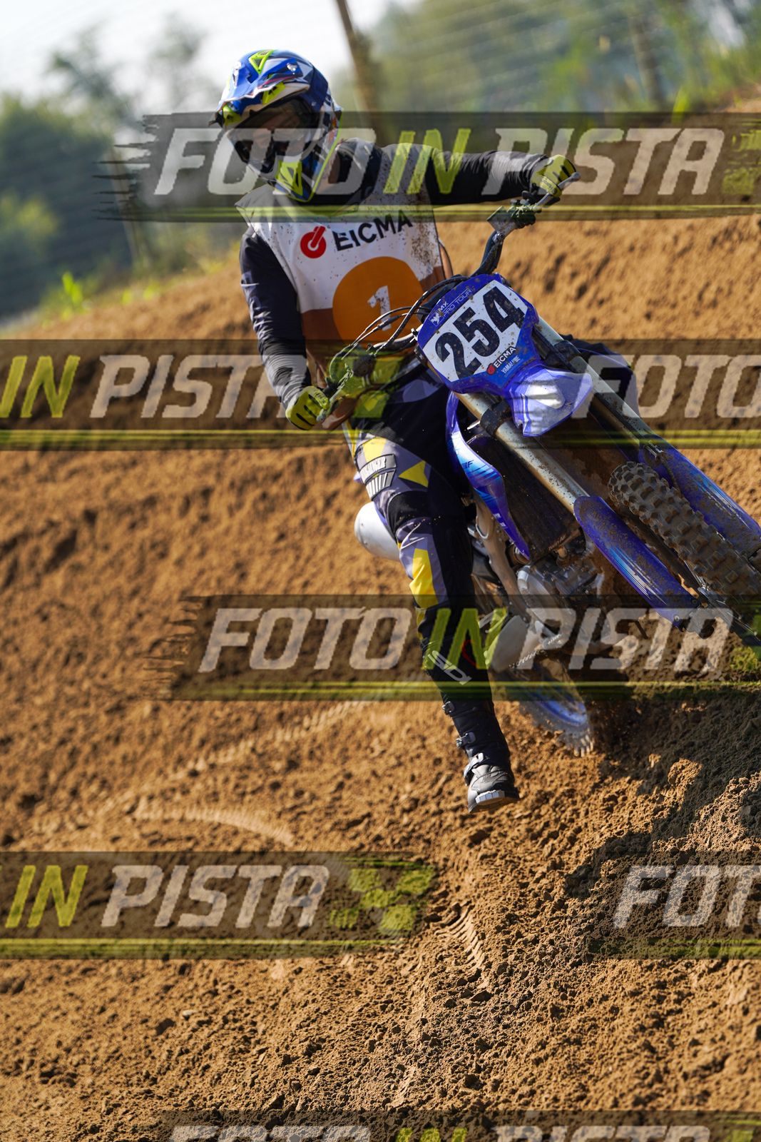 EICMA 20-09 12:00-13:00 · DOS02777