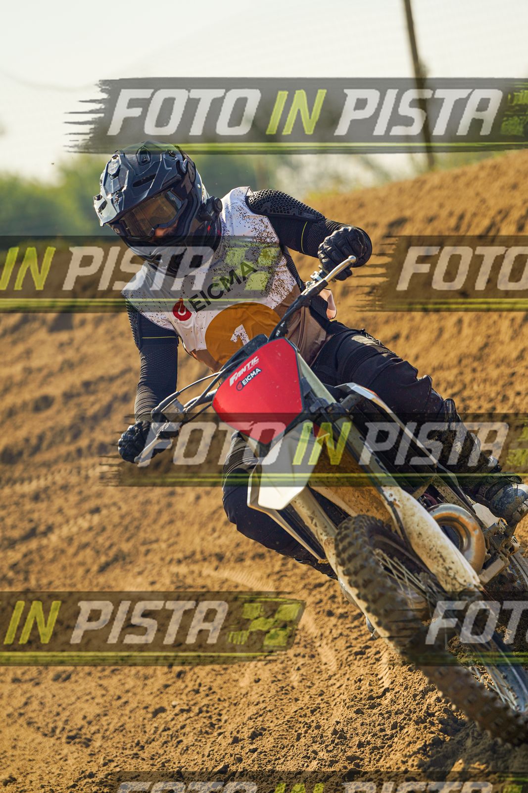 EICMA 20-09 12:00-13:00 · DOS02823
