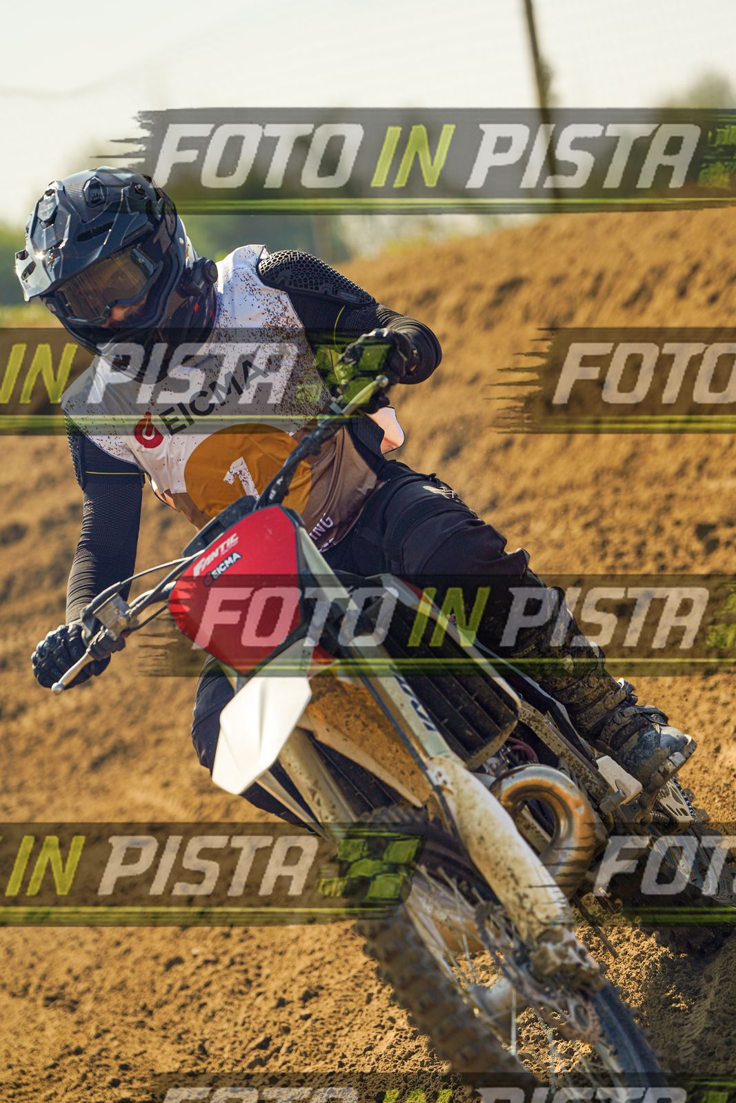 EICMA 20-09 12:00-13:00 · DOS02824