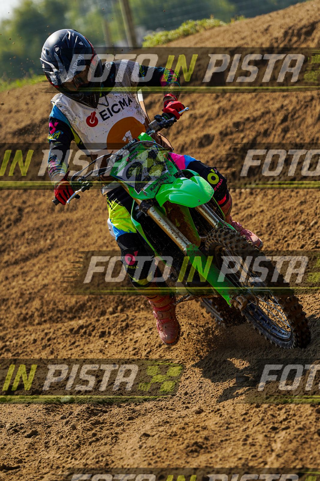 EICMA 20-09 12:00-13:00 · DOS02833