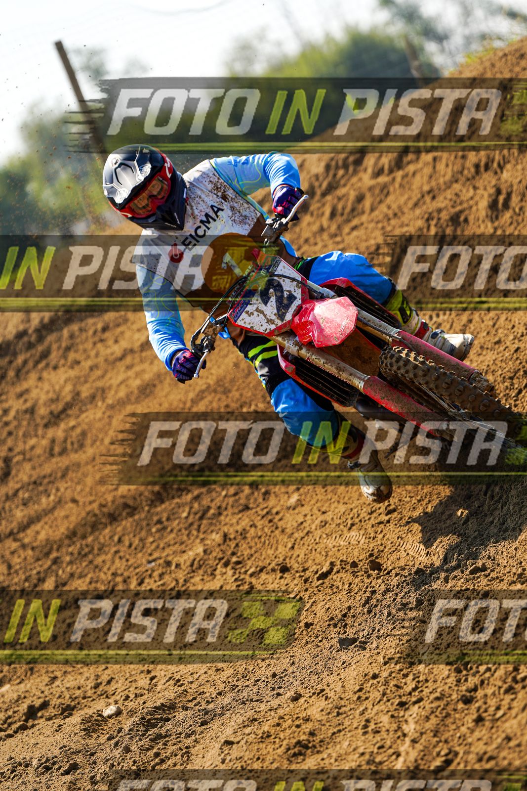 EICMA 20-09 12:00-13:00 · DOS02836