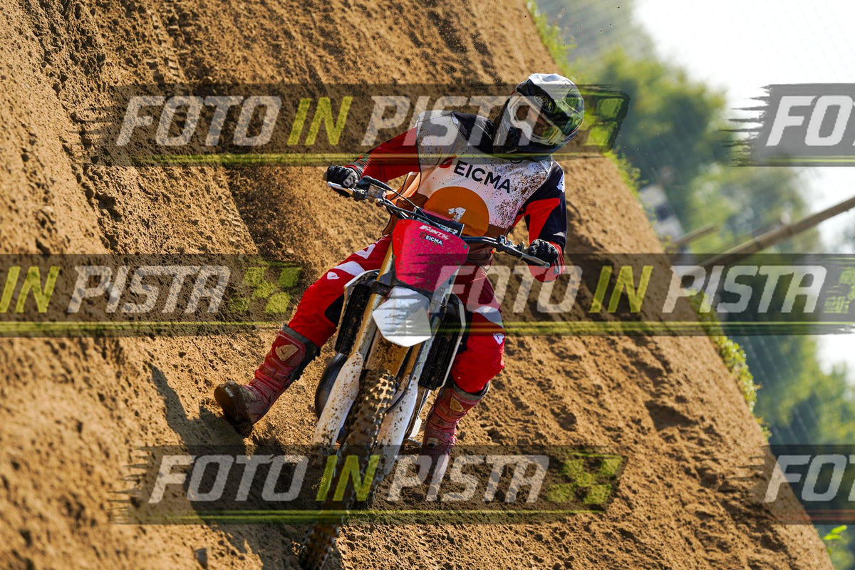 EICMA 20-09 12:00-13:00 · DOS02874