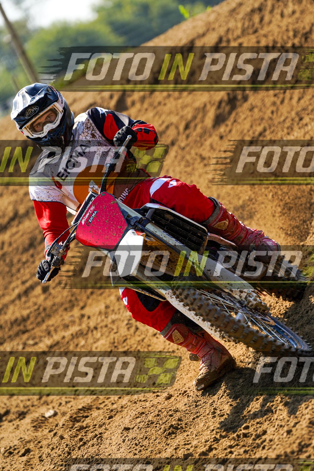 EICMA 20-09 12:00-13:00 · DOS02877
