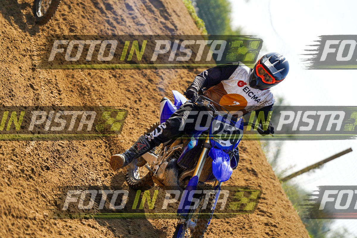 EICMA 20-09 12:00-13:00 · DOS02879
