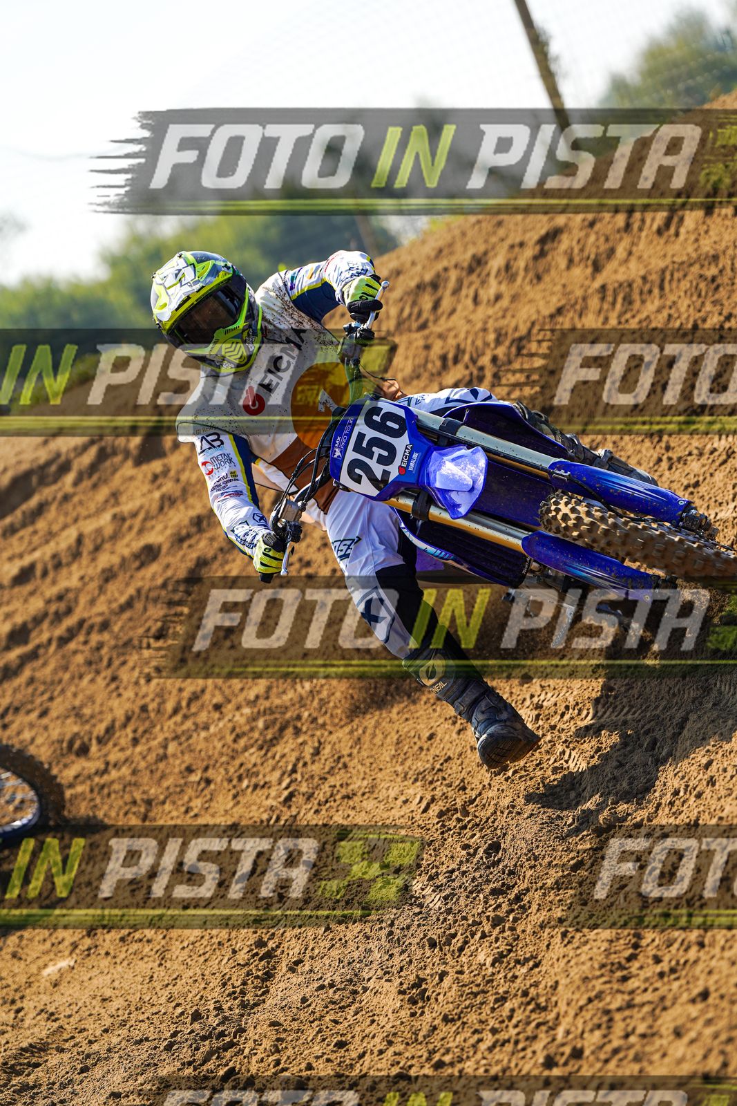 EICMA 20-09 12:00-13:00 · DOS02881