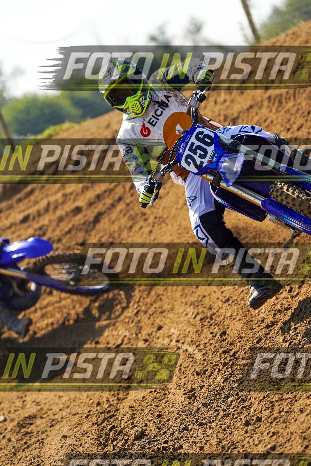EICMA 20-09 12:00-13:00 · DOS02882