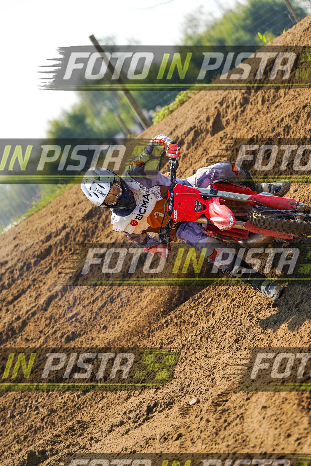 EICMA 20-09 12:00-13:00 · DOS02918