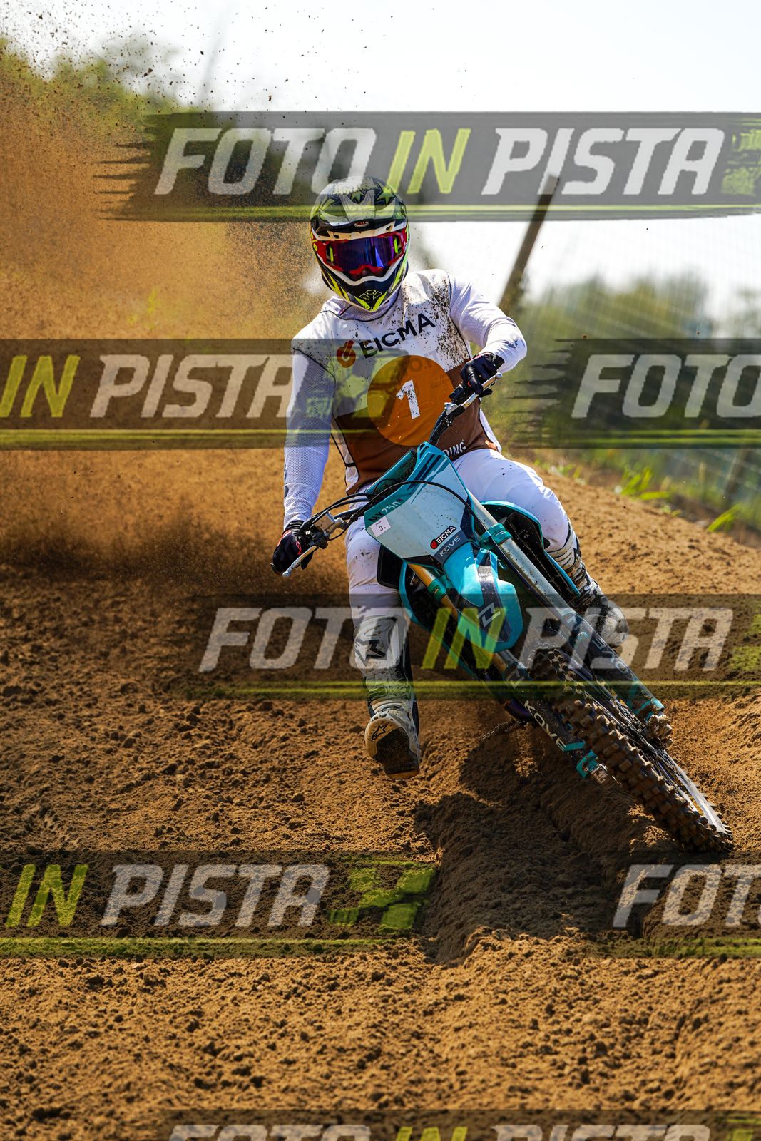 EICMA 20-09 12:00-13:00 · DOS02930