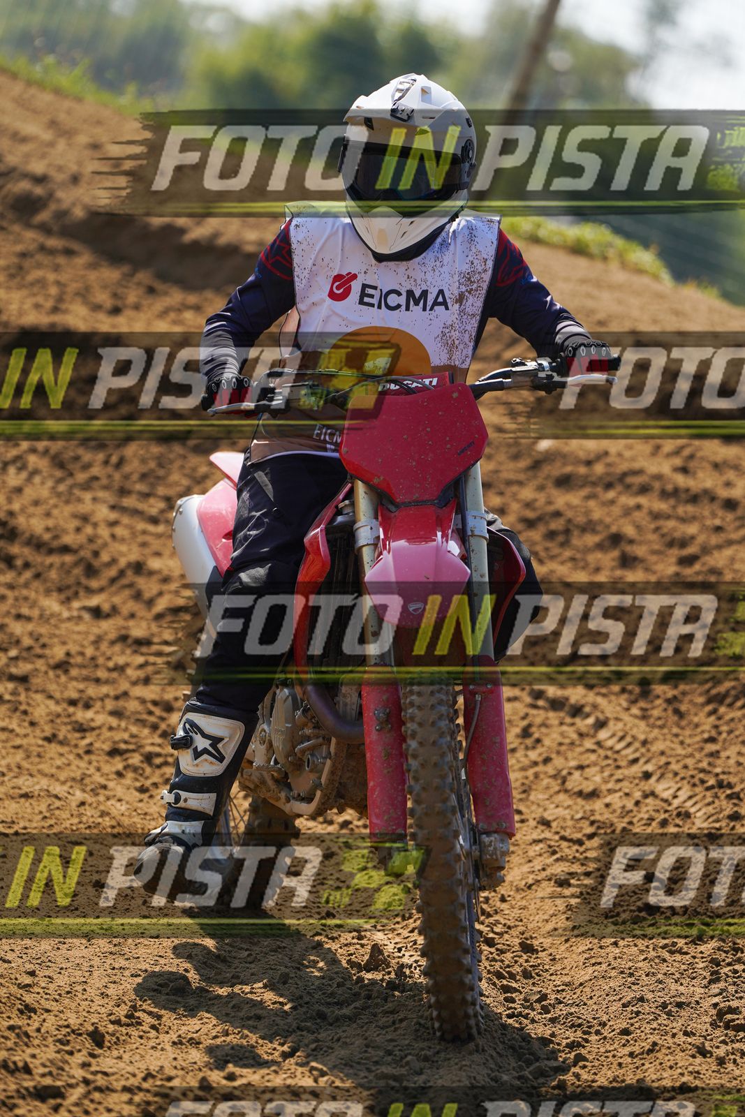 EICMA 20-09 12:00-13:00 · DOS03054