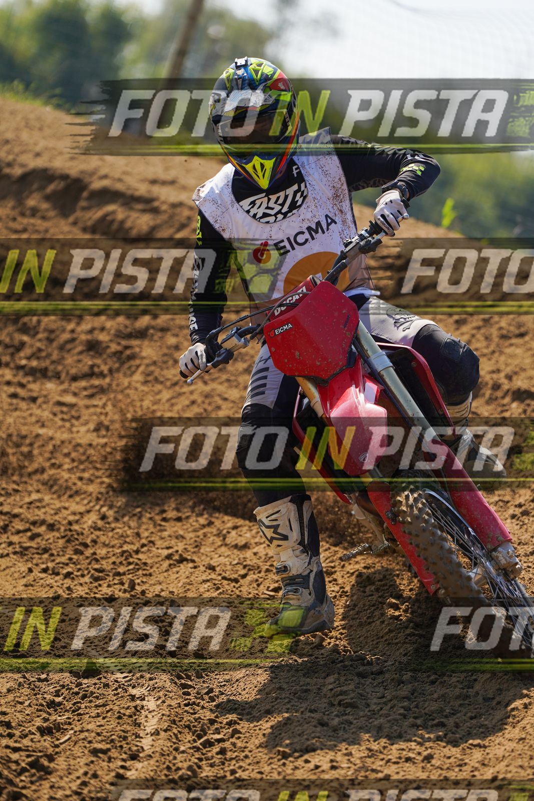 EICMA 20-09 12:00-13:00 · DOS03055