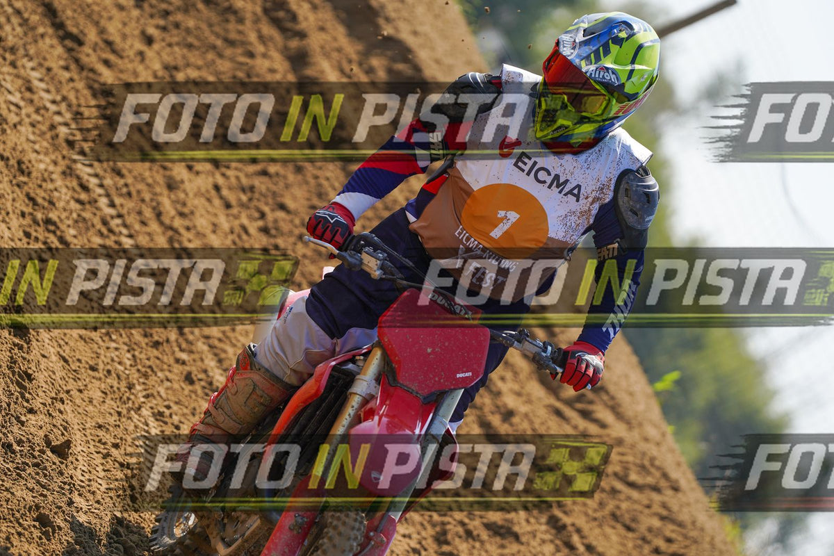 EICMA 20-09 12:00-13:00 · DOS03093