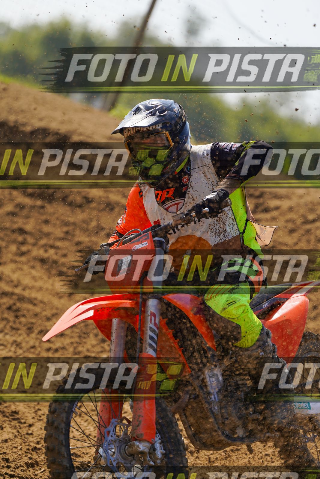 EICMA 20-09 12:00-13:00 · DOS03113