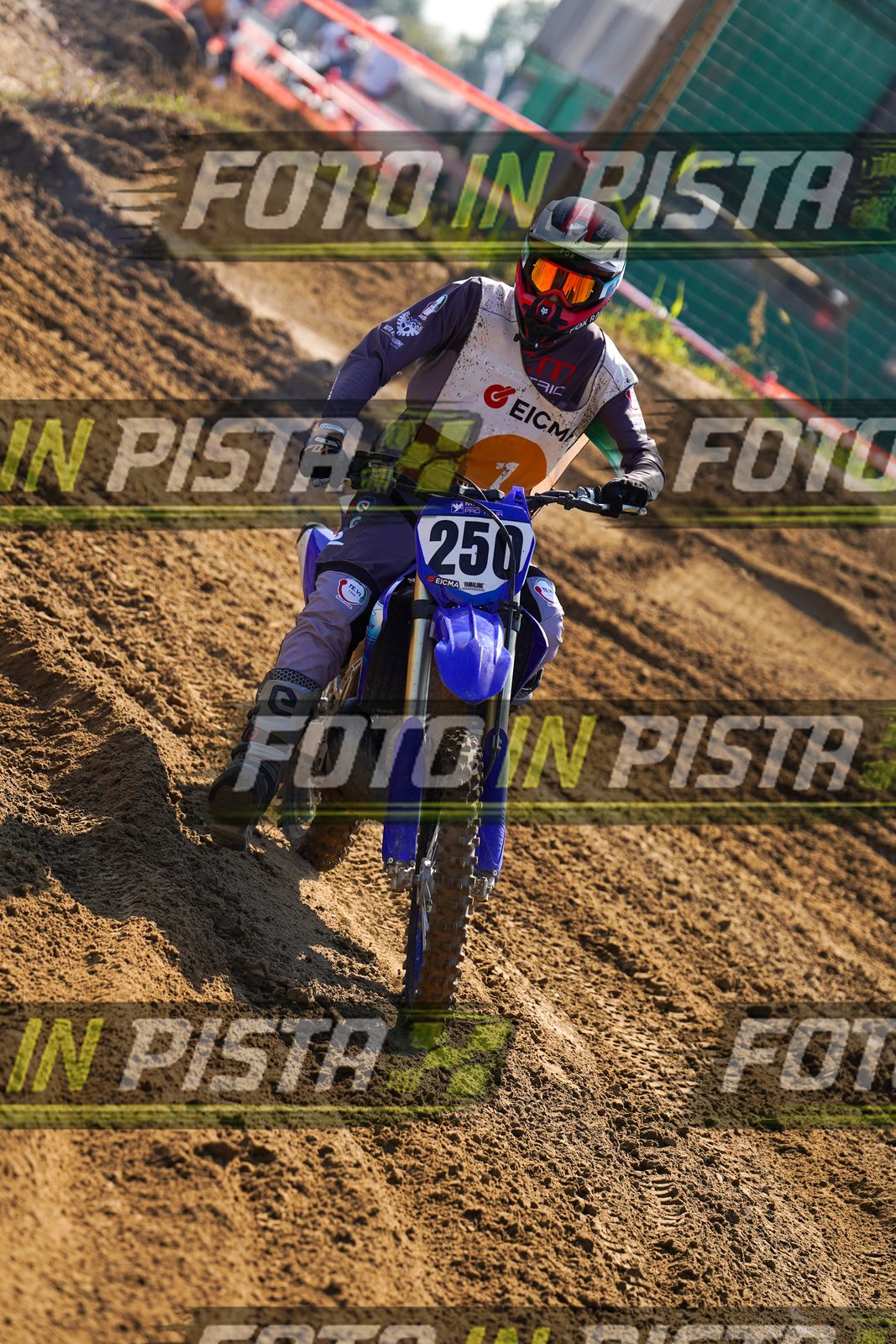 EICMA 20-09 12:00-13:00 · DOS03217