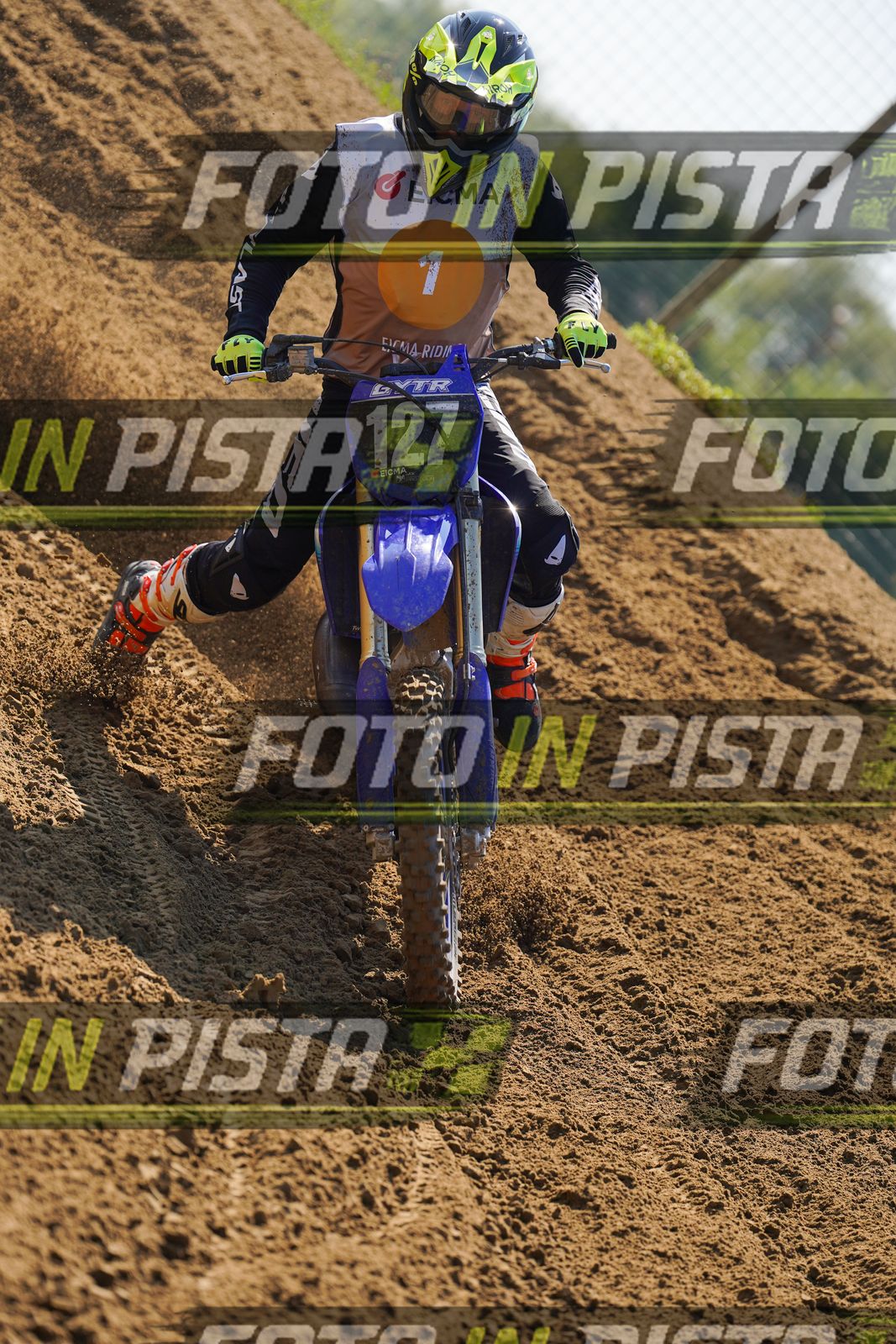 EICMA 20-09 12:00-13:00 · DOS03244